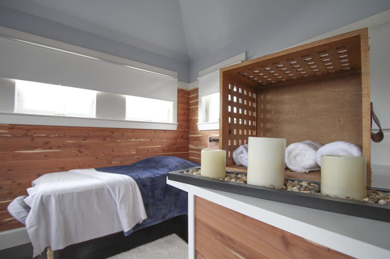 Beach Spa Bed & Breakfast バージニアビーチ エクステリア 写真