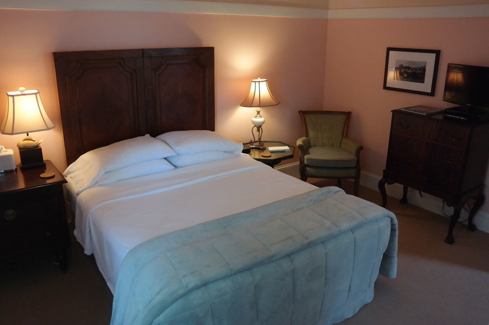 Beach Spa Bed & Breakfast バージニアビーチ エクステリア 写真