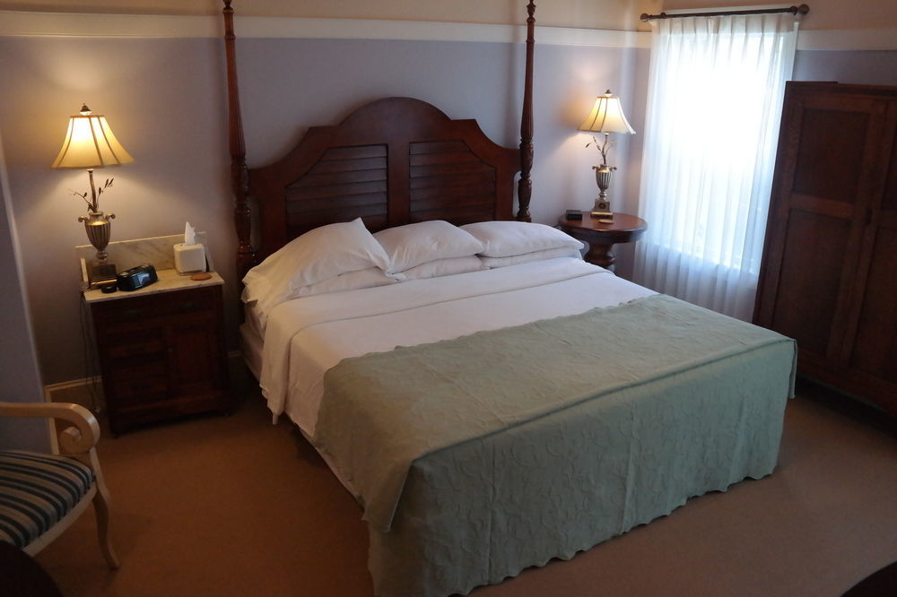 Beach Spa Bed & Breakfast バージニアビーチ エクステリア 写真