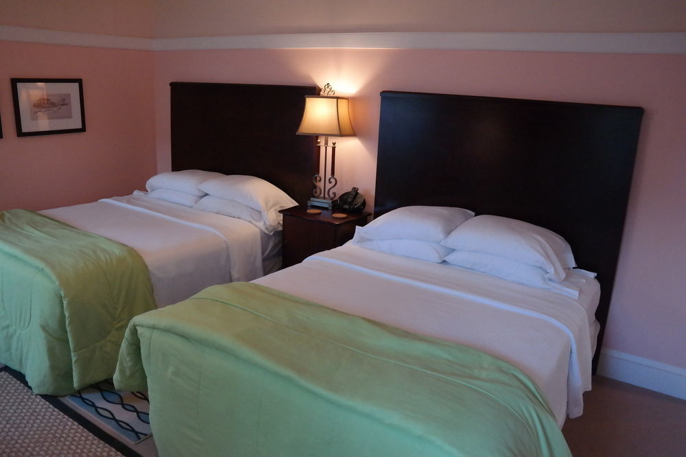 Beach Spa Bed & Breakfast バージニアビーチ エクステリア 写真